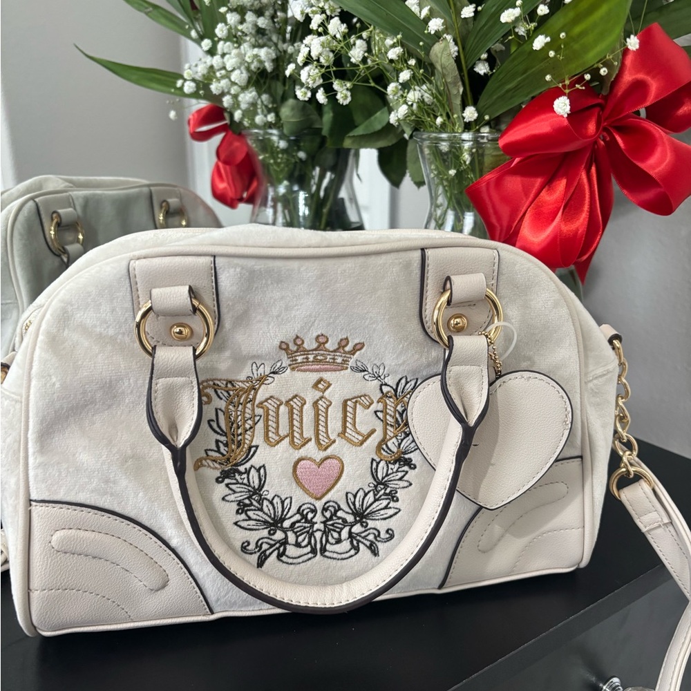Juicy Couture White and Gold Shoulder Bag with Ornate Logo